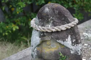 道祖神とは？日本の守り神としての役割と信仰の歴史